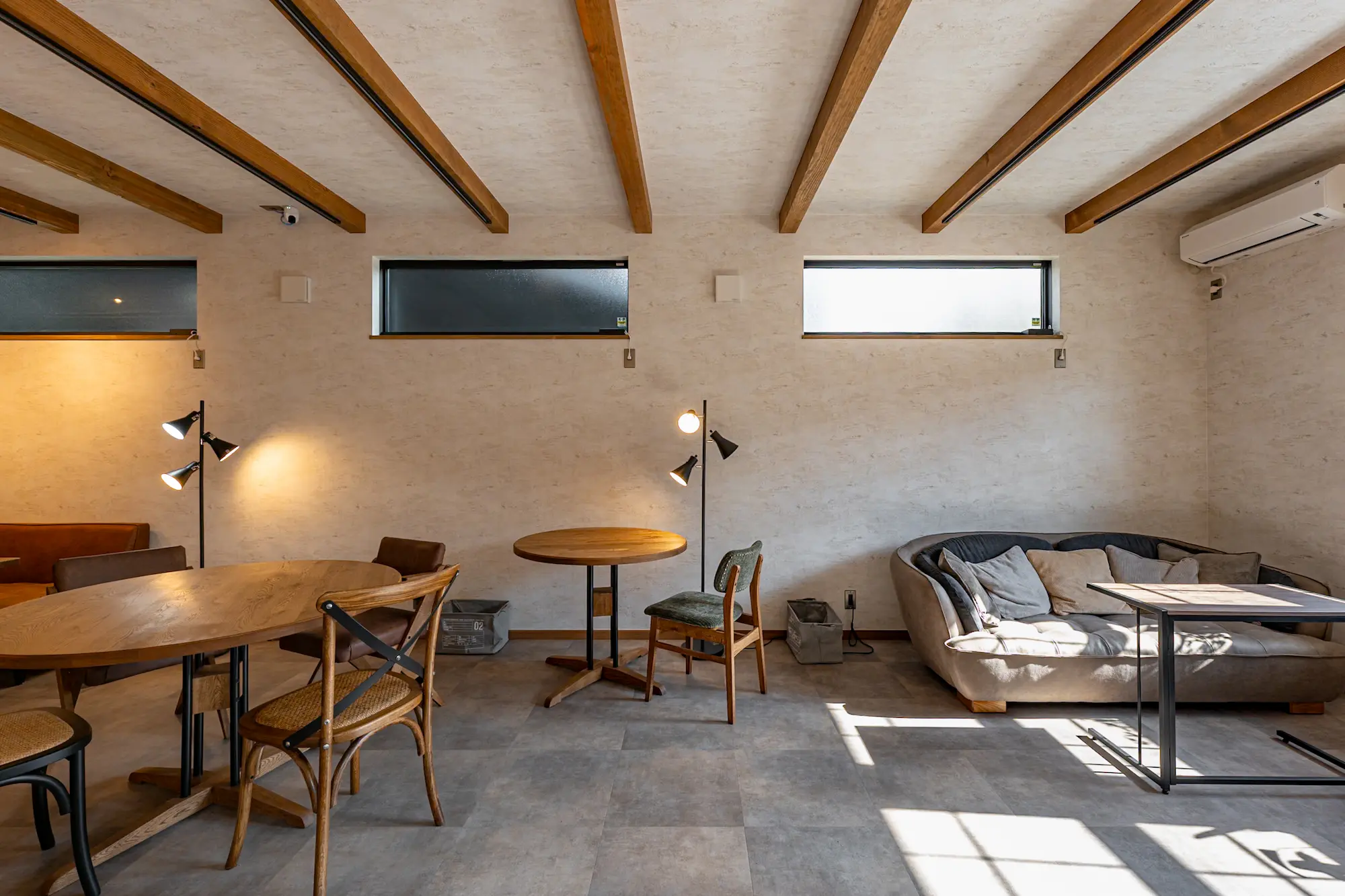 サブスペース101号室の中